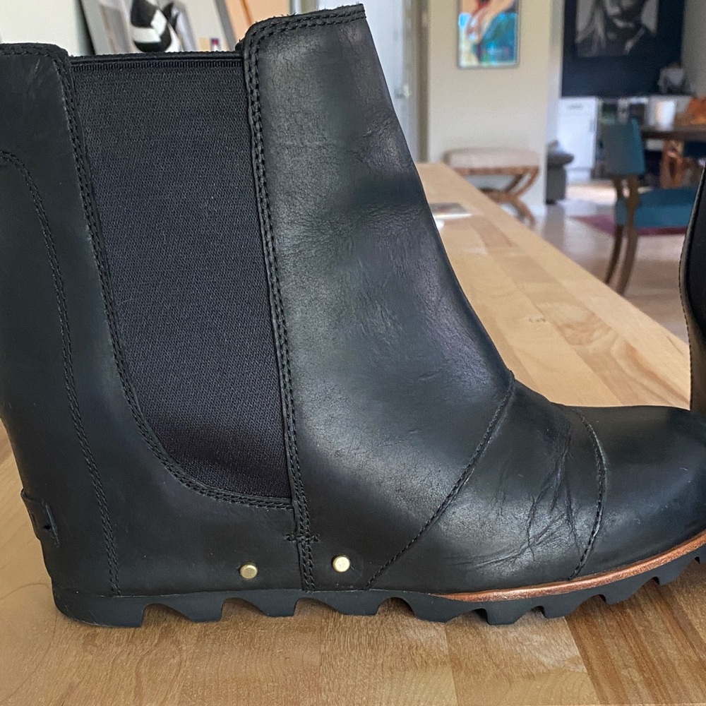 Sorel Black Leather Heeled Boots
